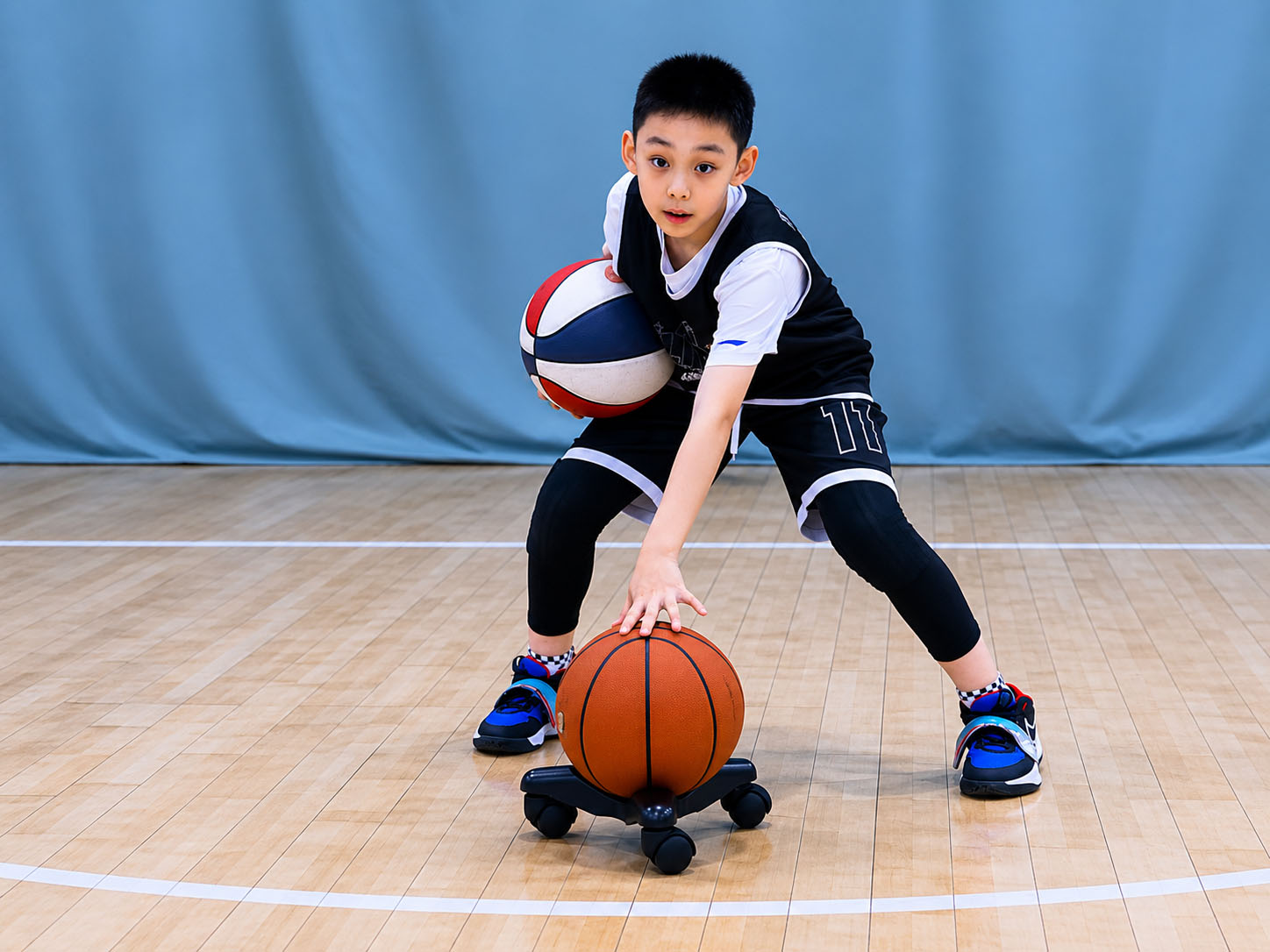 ROLLING DRIBBLE TRAINER